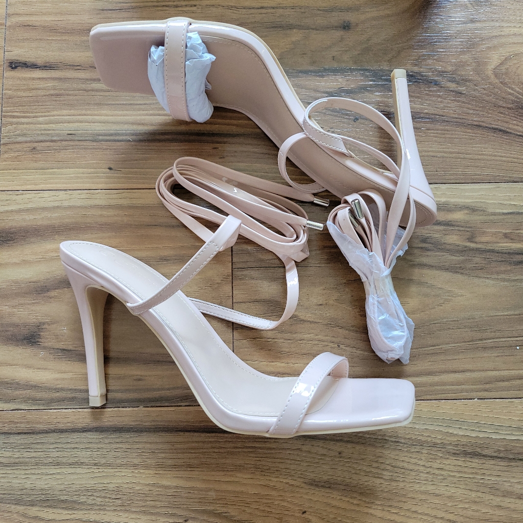 Nwt Nude Patent Tie Wrap Heels